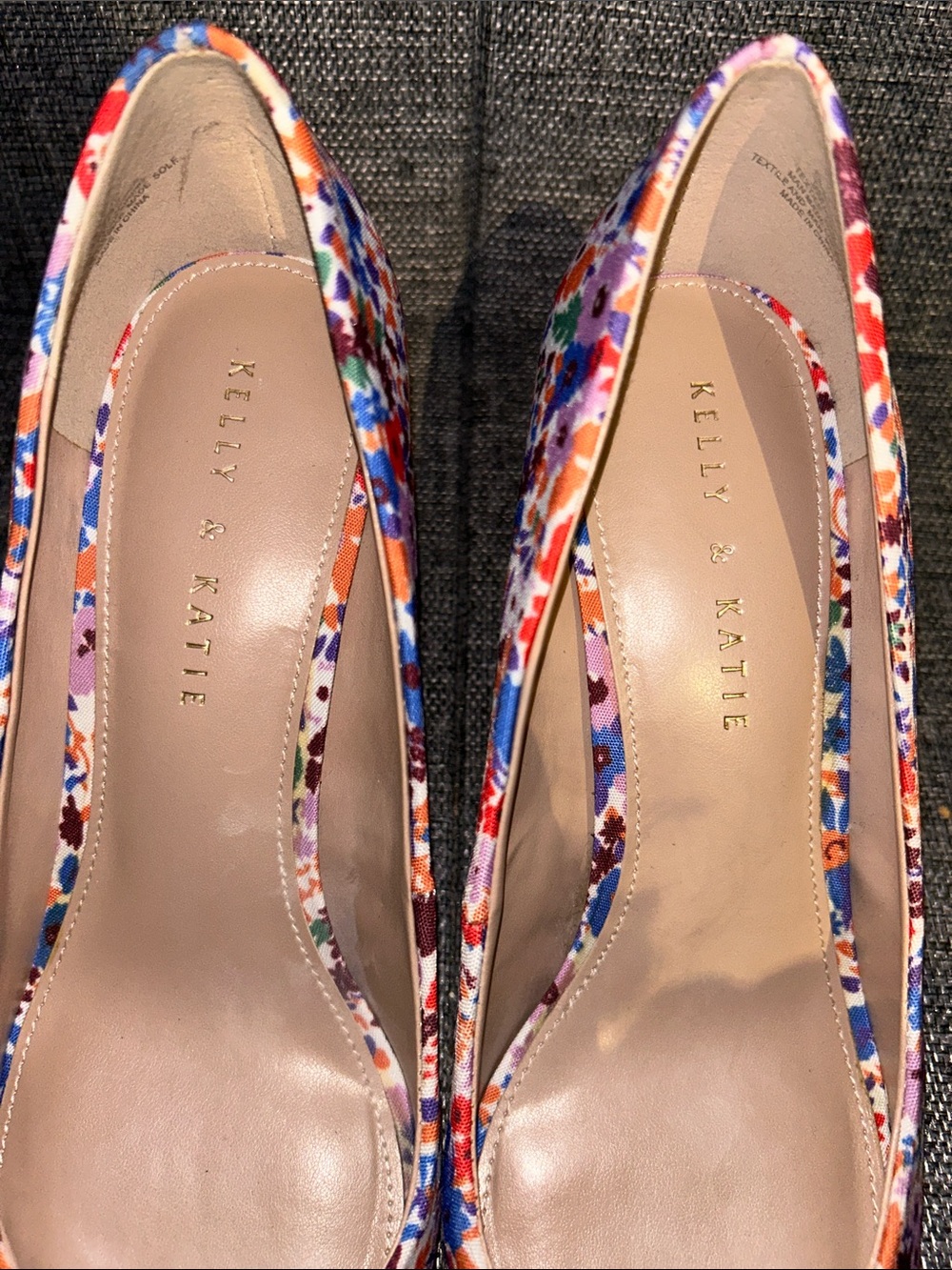 Kelly & Katie Floral Pointed Pumps in Blue, Red & Pink - Picture 4 of 8